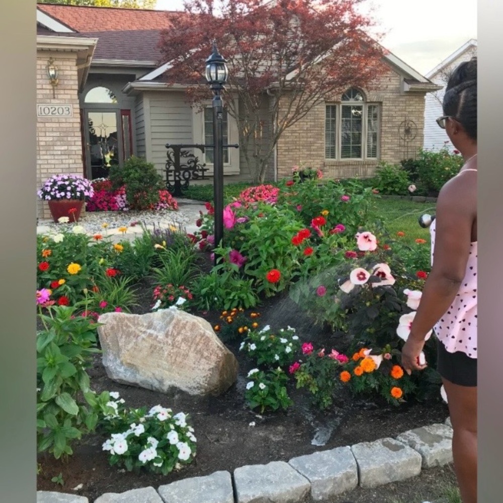 LIKE THIS LISTING WHEN I GO LIVE!!🌺😊🥳 - Picture 6 of 7
